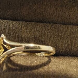 Genuine 2.75 ct Citrine Stone with .10 ct  Diamond Accents Ring